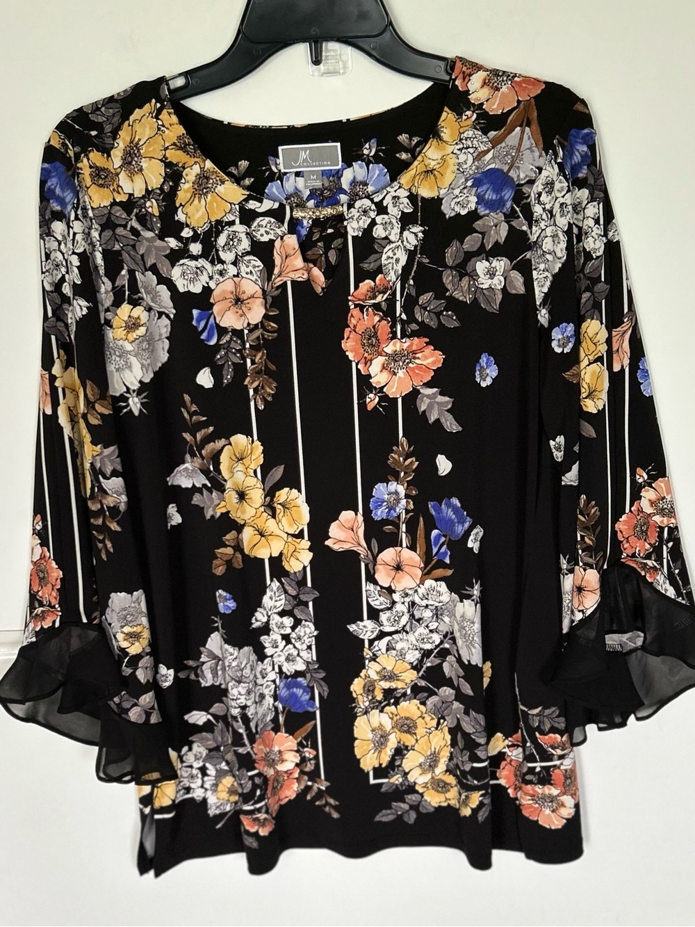 JM Collection Black Floral Ruffle-Sleeve Blouse. M